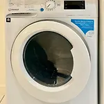 Spacious Flat 10 Mins From Paris *