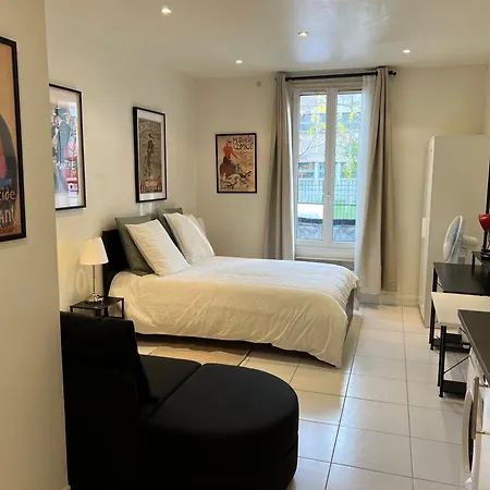 Spacious Flat 10 Mins From Paris Apartment *