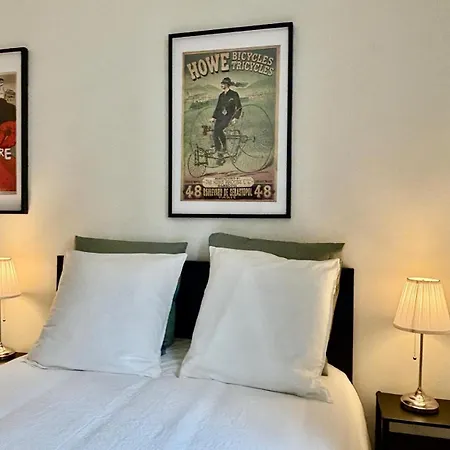 Apartman Spacious Flat 10 Mins From Paris Saint-Ouen