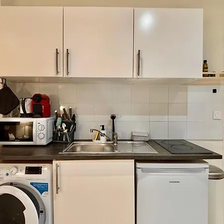 Spacious Flat 10 Mins From Paris Apartamento