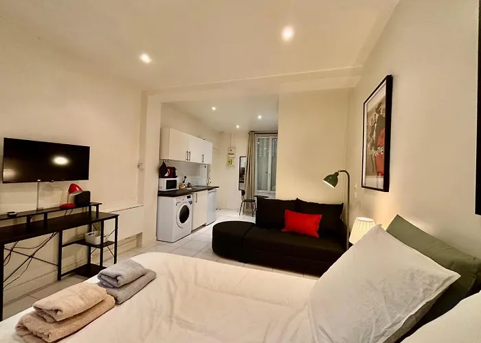 Διαμέρισμα Spacious Flat 10 Mins From Paris Saint-Ouen (Seine-Saint-Denis)