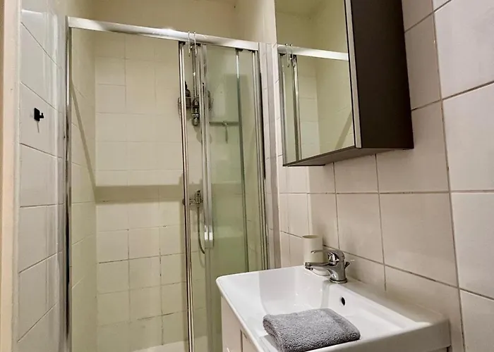 Spacious Flat 10 Mins From Paris Διαμέρισμα