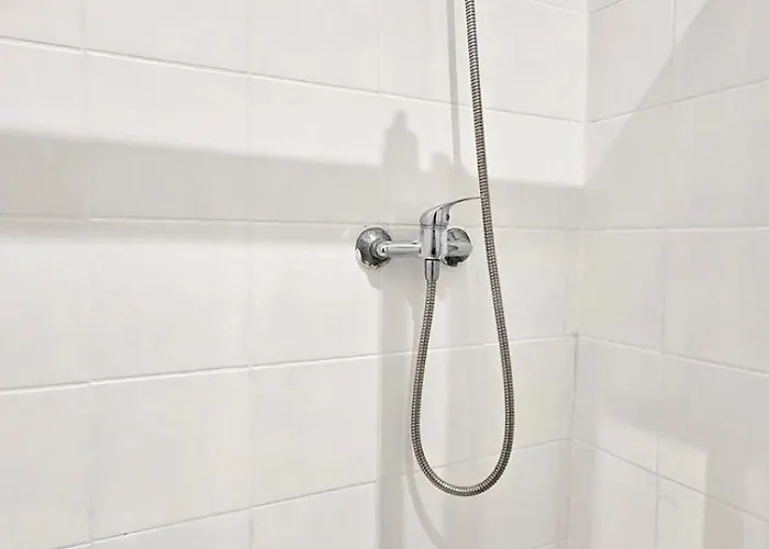 Spacious Flat 10 Mins From Paris Saint-Ouen (Seine-Saint-Denis)